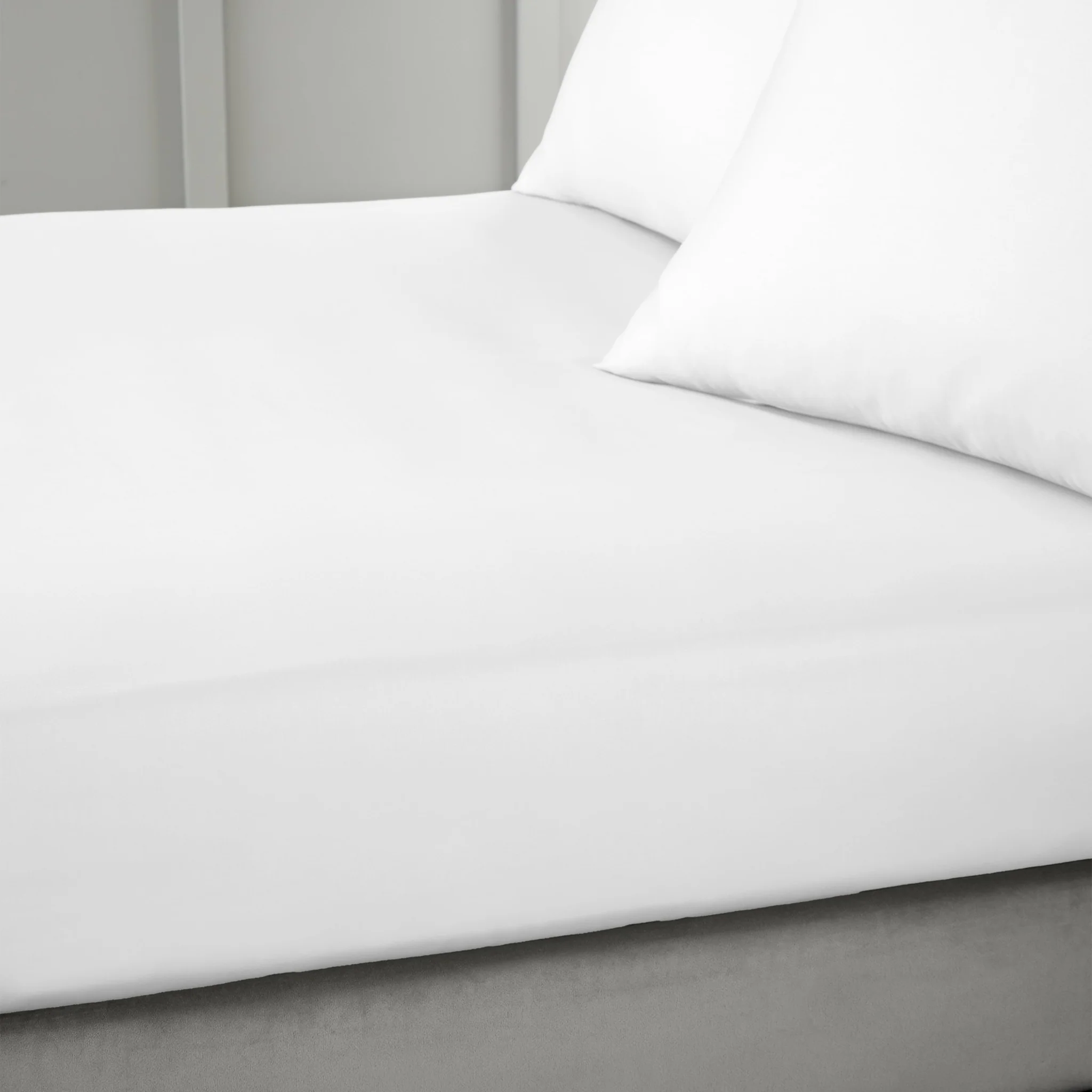 Bianca Sateen White Flat Bed Sheet - 400TC Sateen White Super King Fitted Sheet - Super King - Image 2