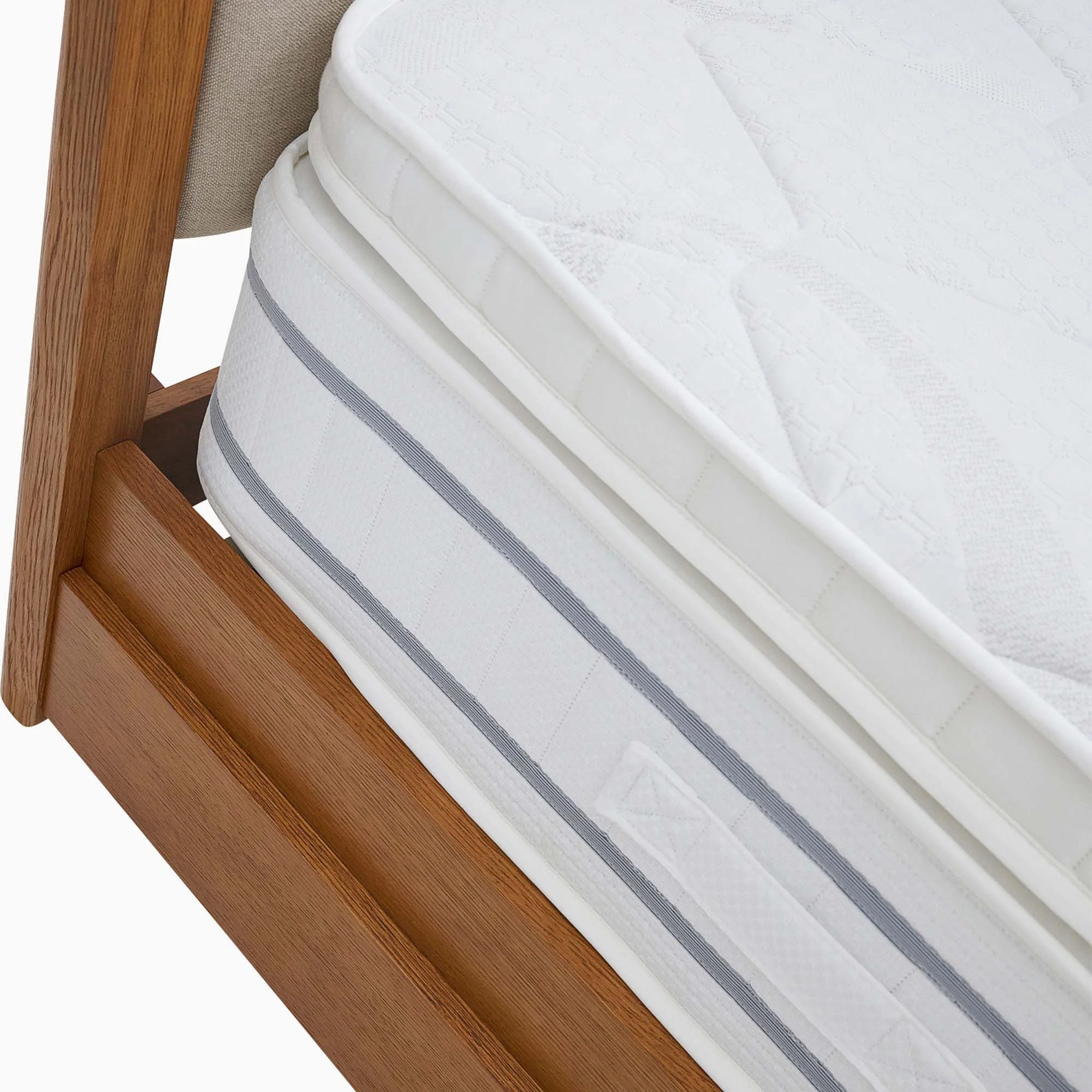 Serene Low Bedframe - 5' Low Food End Bed Oak / Oak Veneer - King - Image 7