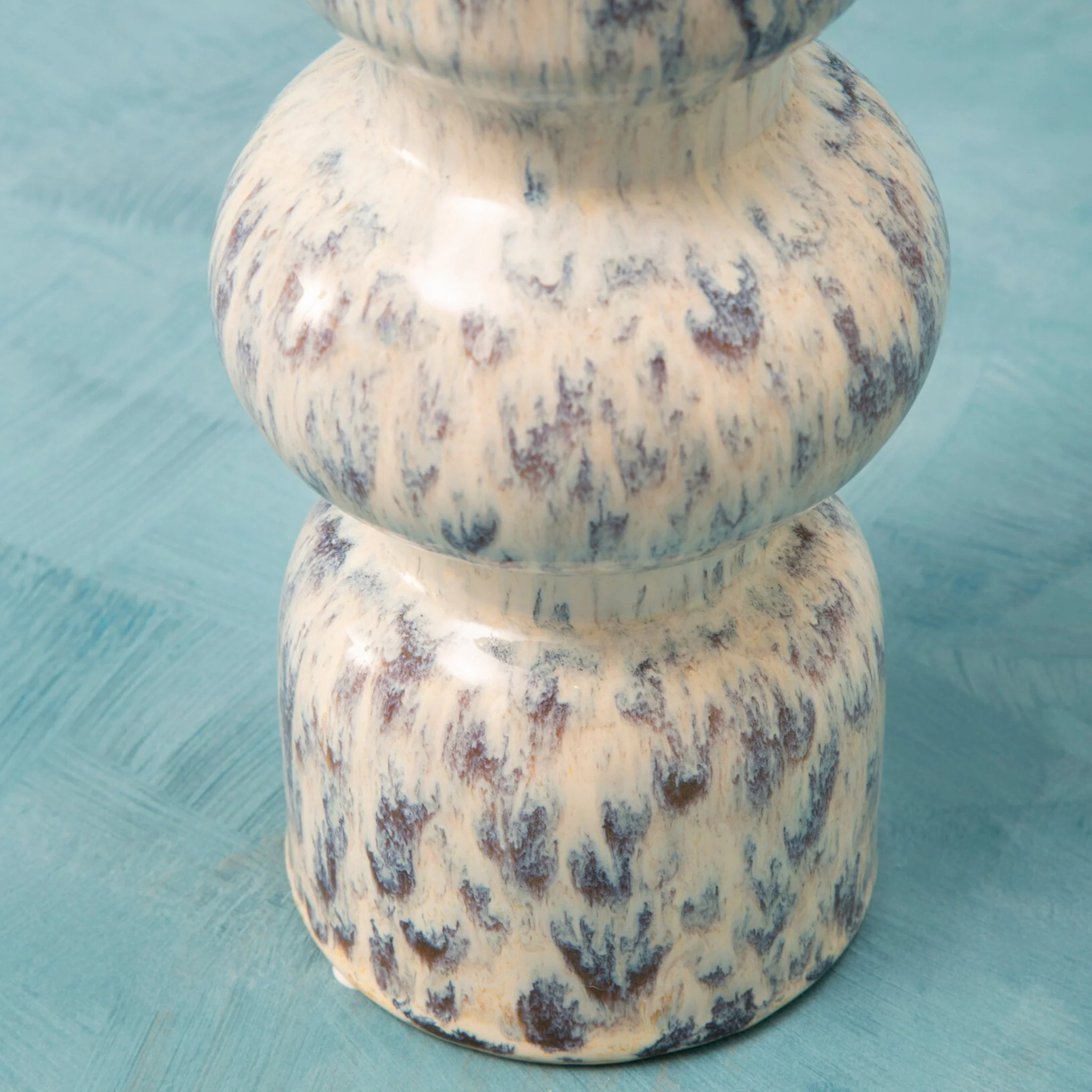 Shai Medium Speckled Beige Vase - Shai Medium Speckled Beige Vase - Image 3
