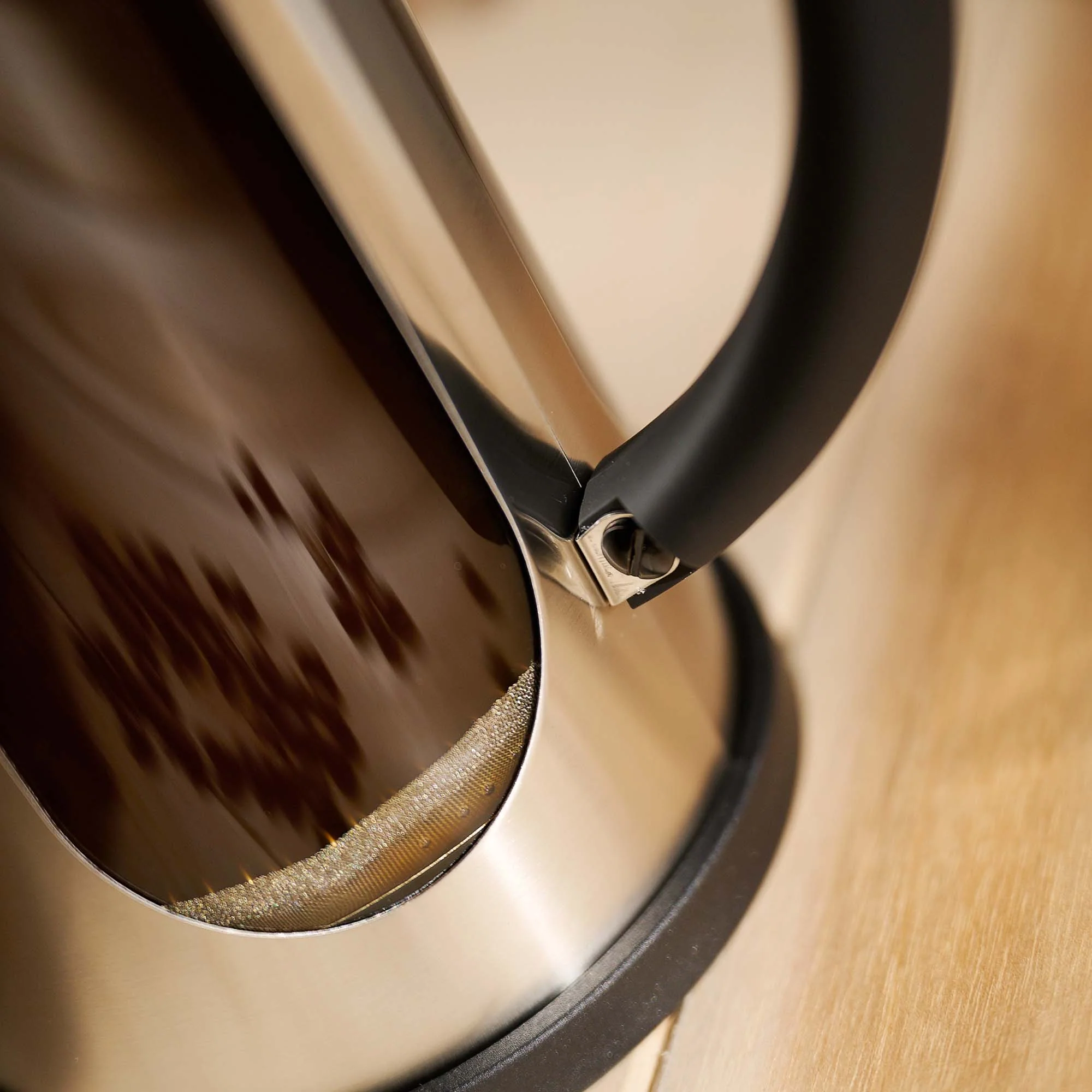 Siip Glass 8 Cup Cafetiere - Siip Infuso Stainless Steel Glass Cafetiere 8 Cup - Image 4