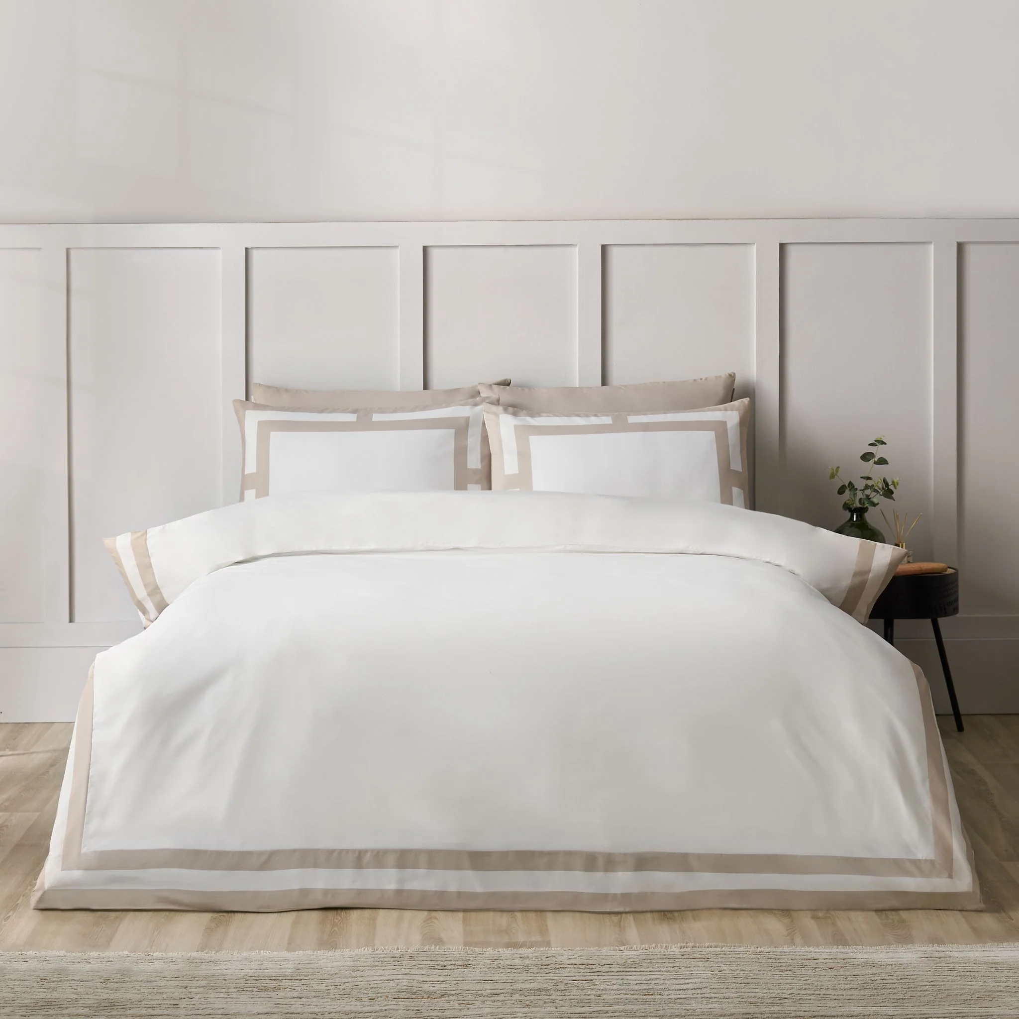 Catherine Lansfield So Soft Mono Panel Cream Duvet Set - So Soft Mono Panel Natural Duvet Set Super King