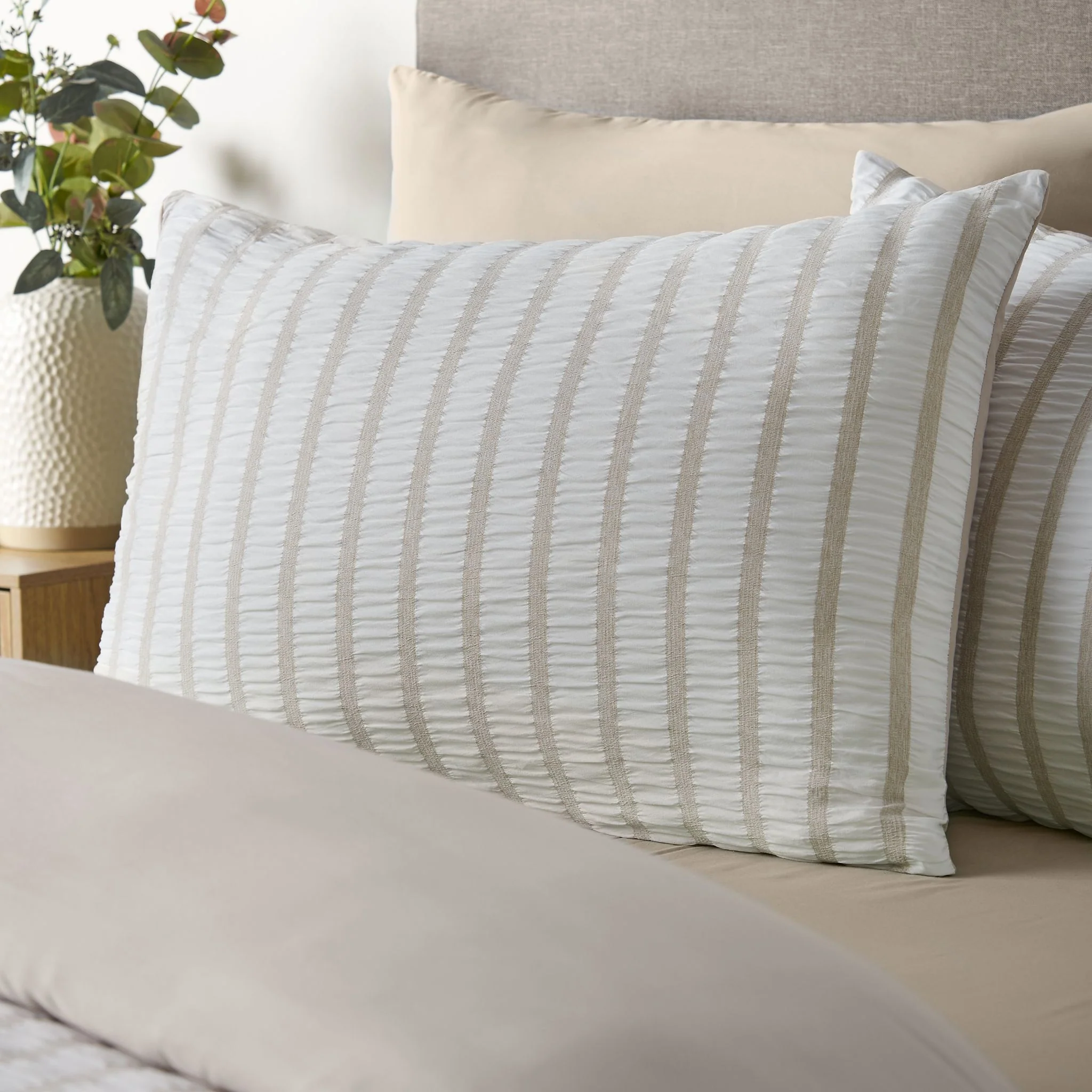 Catherine Lansfield So Soft Seersucker Cream Stripe Duvet Set - DISC So Soft Seersucker Natural Stripe Duvet Set Single - Image 2