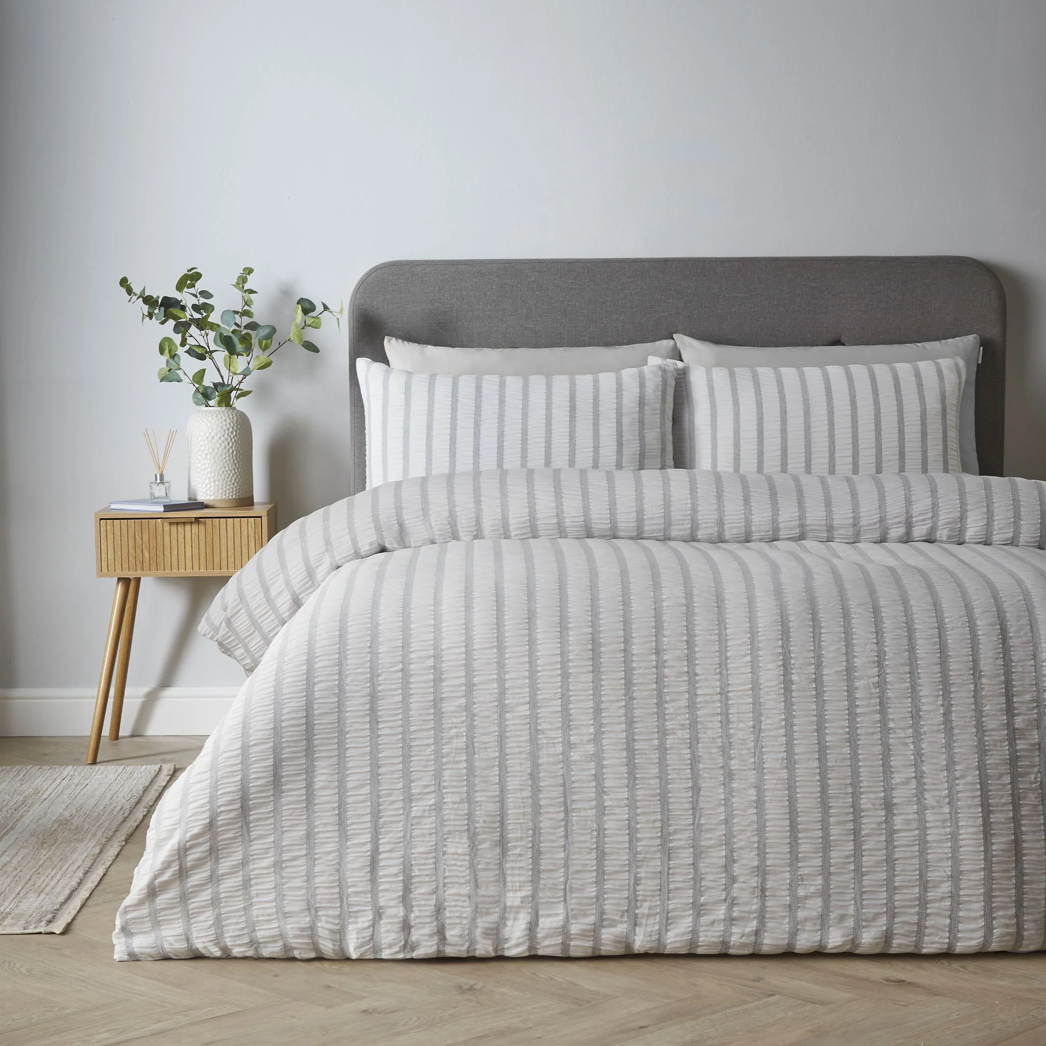 Catherine Lansfield So Soft Seersucker Grey Stripe Duvet Set - So Soft Seersucker Grey Stripe Duvet Set Double