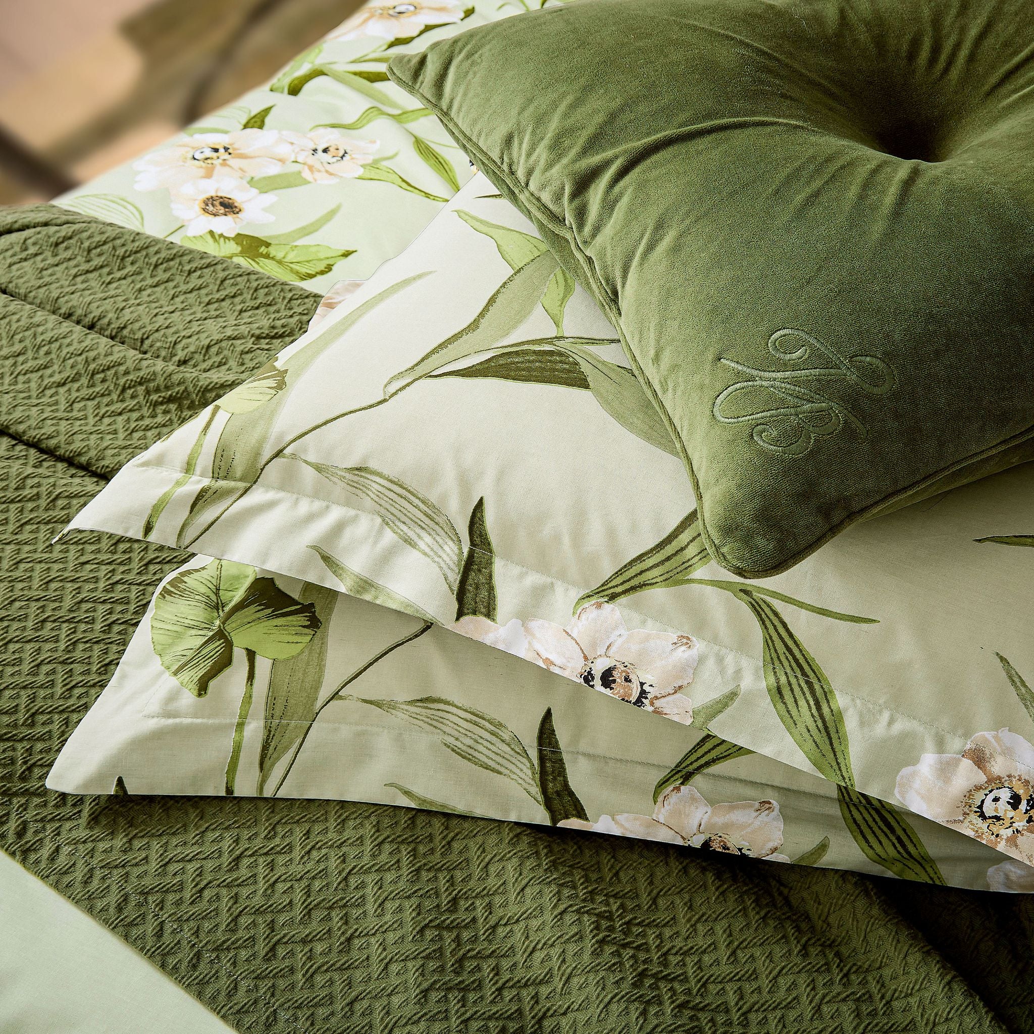 Ted Baker Cabana Green Duvet Cover Set - Cabana Green Duvet Set King - Image 2