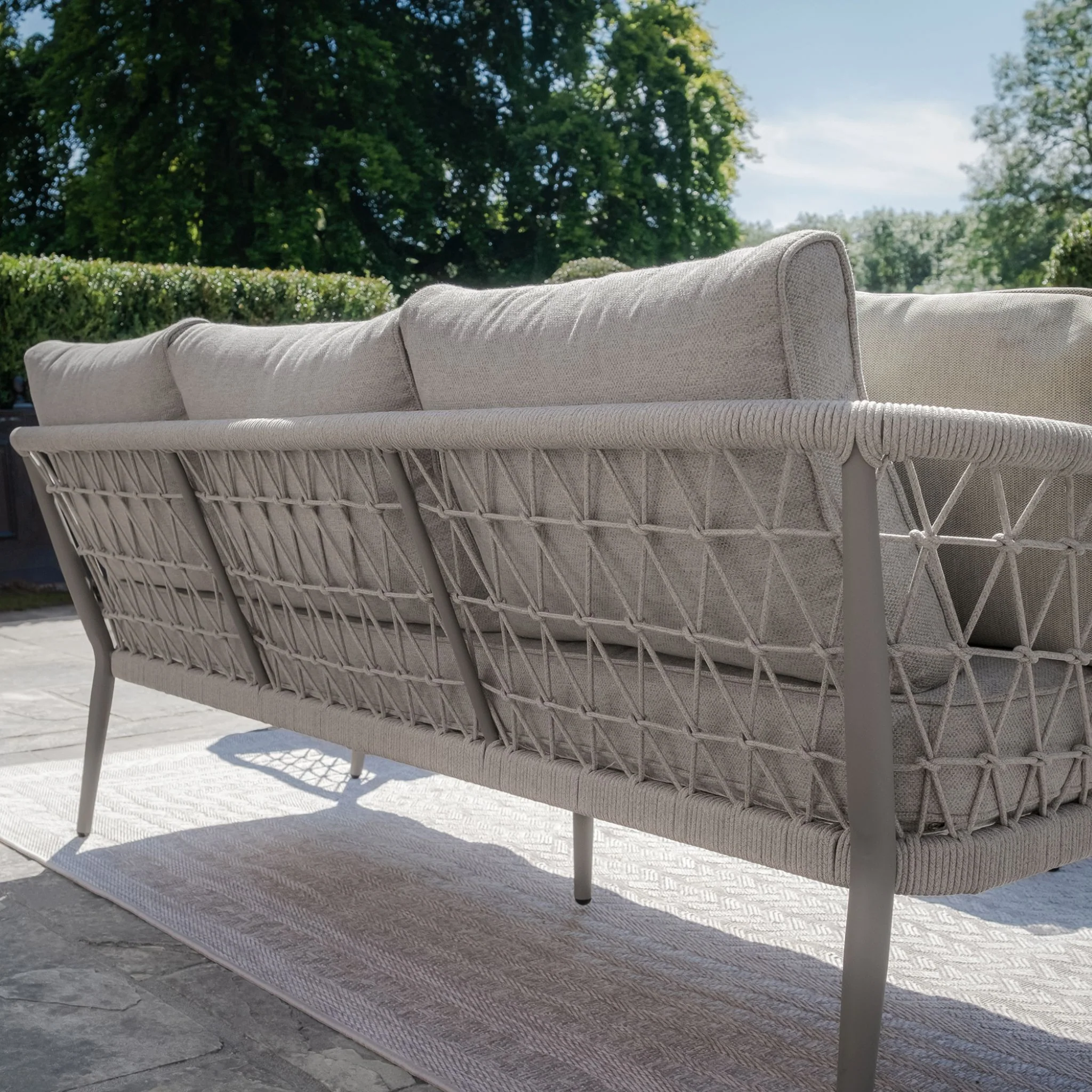 Tias Lounge Set - Image 4