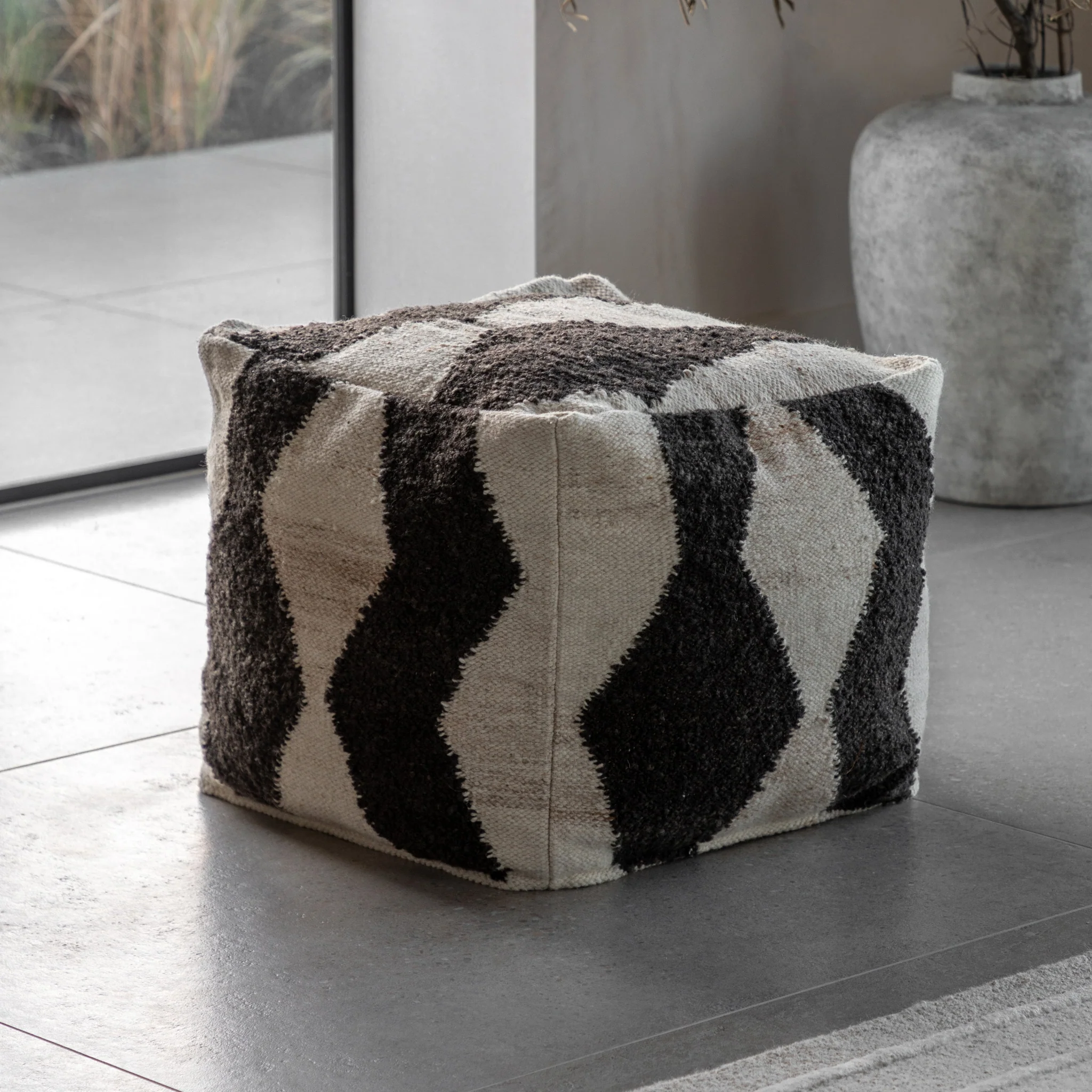 Visby Mono Pouffe - Visby Mono Pouffe 50x50x40CM