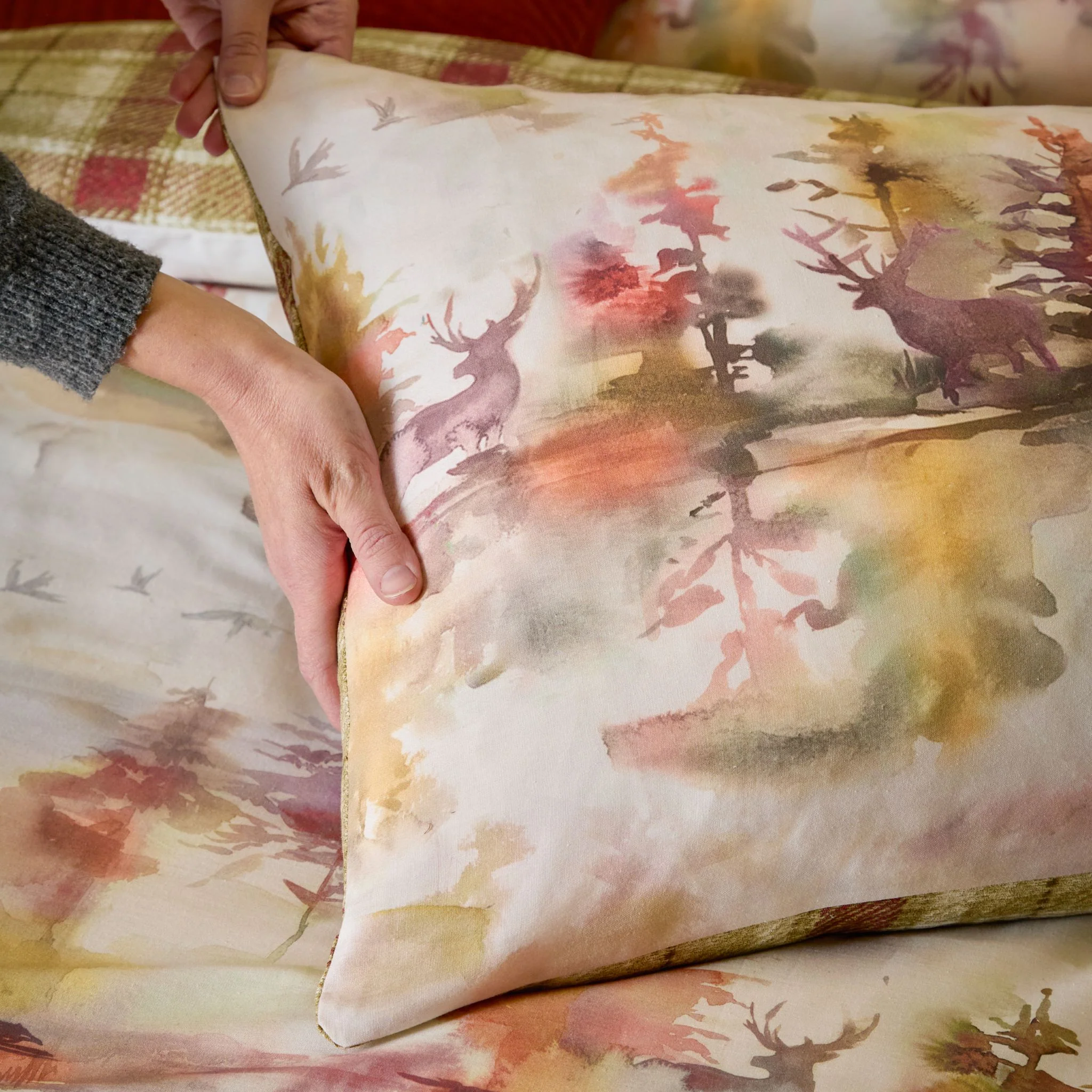 Voyage Wilderness Duvet Cover Set Purple - Voyage Wilderness King Duvet Set Plum - Image 3